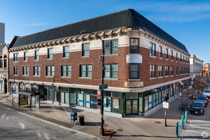 Primary Photo Of 4944-4946 N Sheridan Rd, Chicago Apartments For Lease