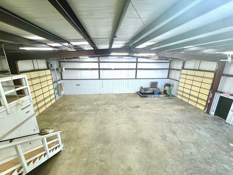 More Photos Of 470 Hope Ct, Gallatin Service For Lease