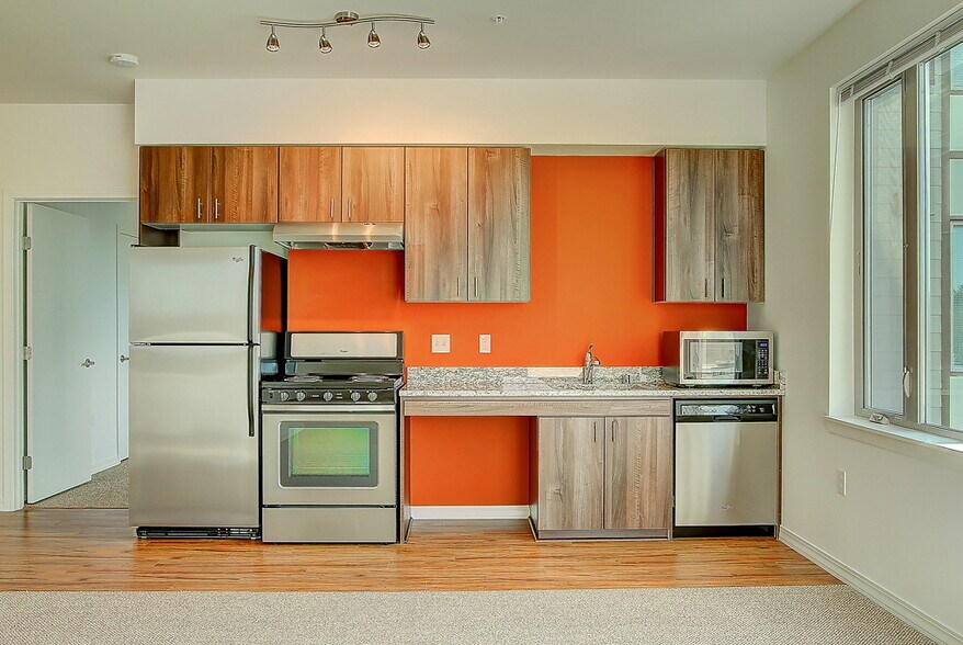 More Photos Of 12345 NE 115TH Pl, Kirkland Apartments For Lease