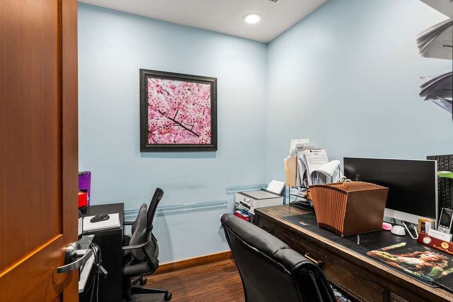 More Photos Of 615 E Chapman Ave, Orange Medical For Sale