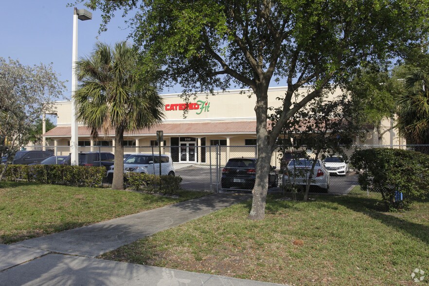 More Photos Of 5150 N State Road 7, North Lauderdale Refrigeration Cold Storage For Lease