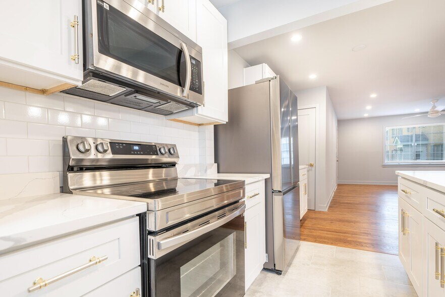 More Photos Of 3057 Pharr Court North Ct NW, Atlanta Multifamily For Sale