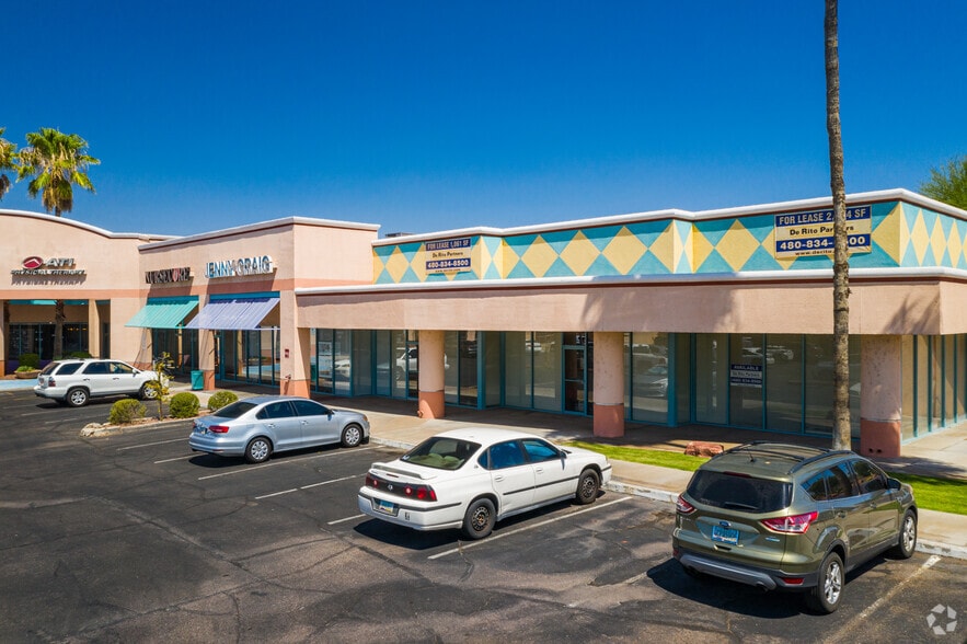 More Photos Of N 16th St @ NWC 16th St & Glendale, Phoenix Unknown For Lease