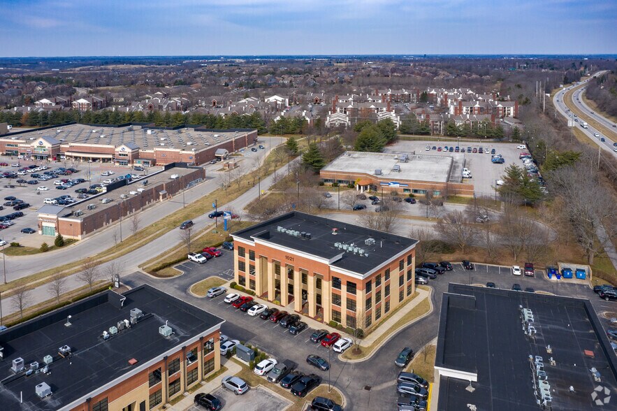 More Photos Of 1021 Majestic Dr, Lexington Medical For Sale