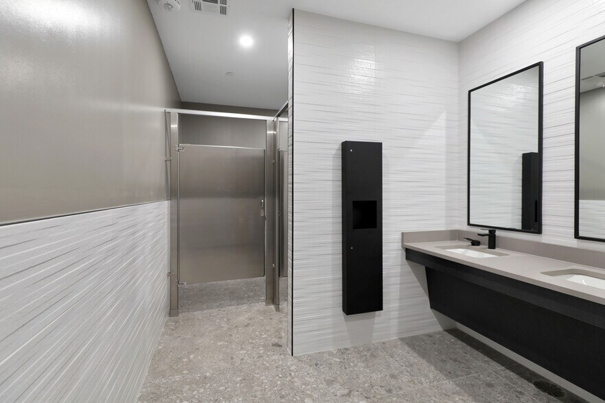 More Photos Of 400 N Allen Dr, Allen Office For Sale