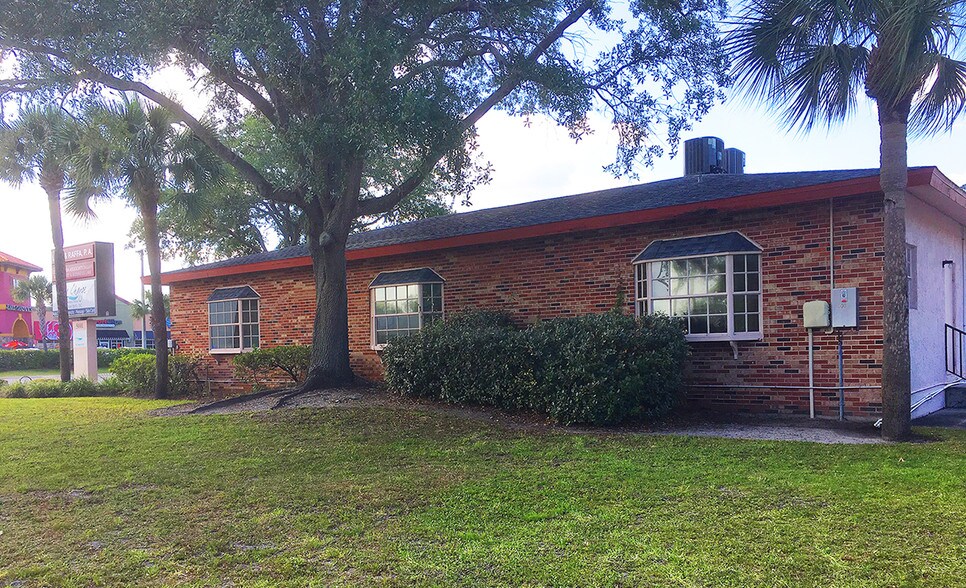 More Photos Of 5001 4th St N, Saint Petersburg Office For Lease