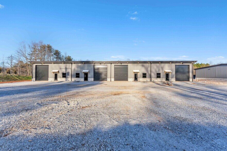More Photos Of 3828 101 hwy, Greer Industrial For Lease