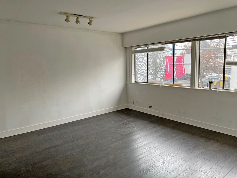 More Photos Of 821 Hastings St E, Vancouver Storefront Retail Residential For Lease