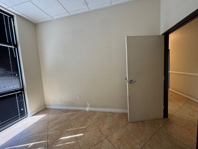 More Photos Of 5968 Edmond St, Las Vegas Warehouse For Lease