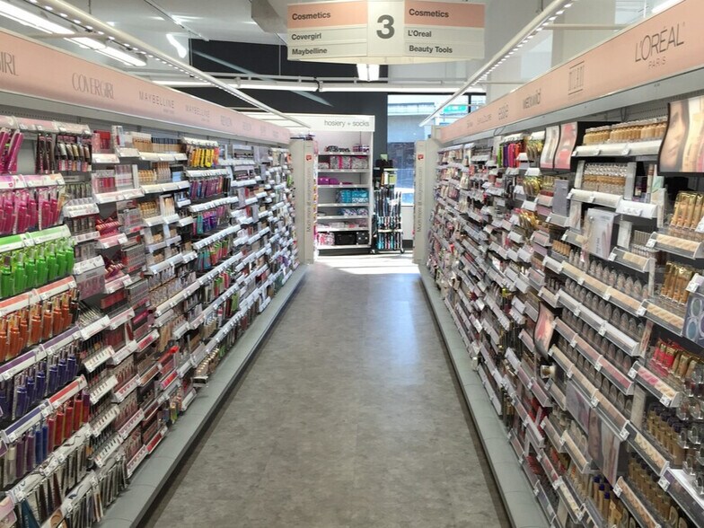 More Photos Of 2919 Kapiolani Blvd, Honolulu Unknown For Lease