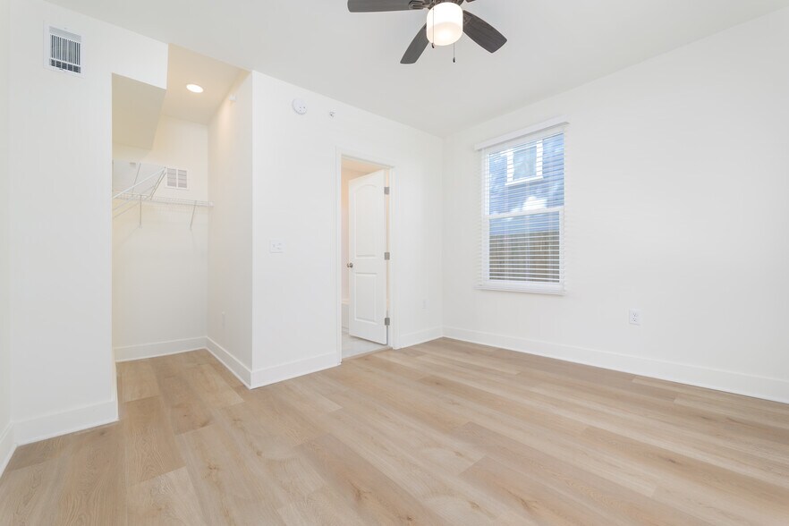 More Photos Of 1628 Walnut St, Jacksonville Multifamily For Sale