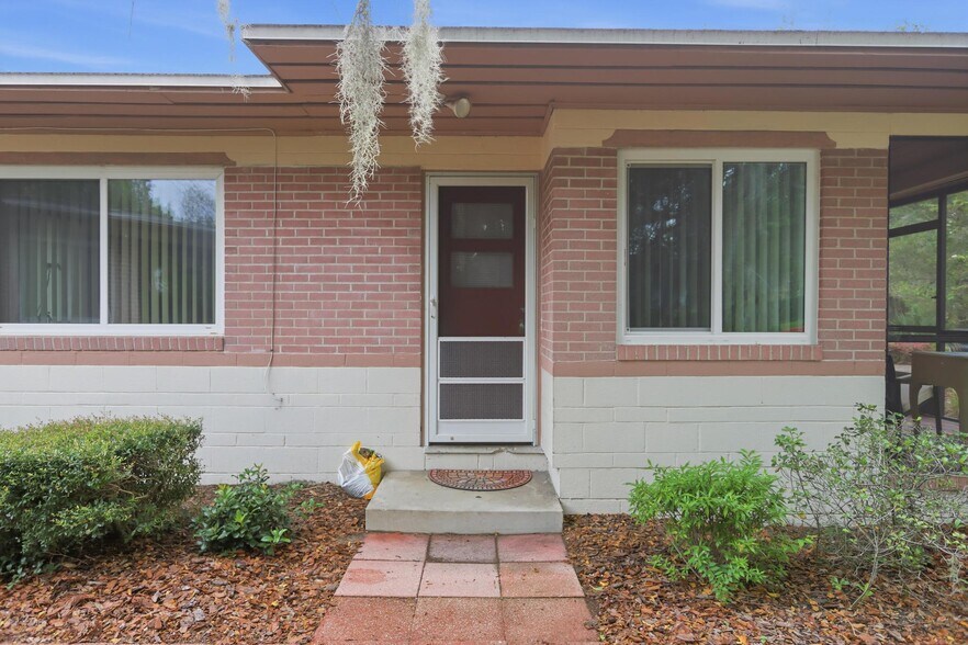 More Photos Of 642 Harwood St, Orlando Apartments For Sale