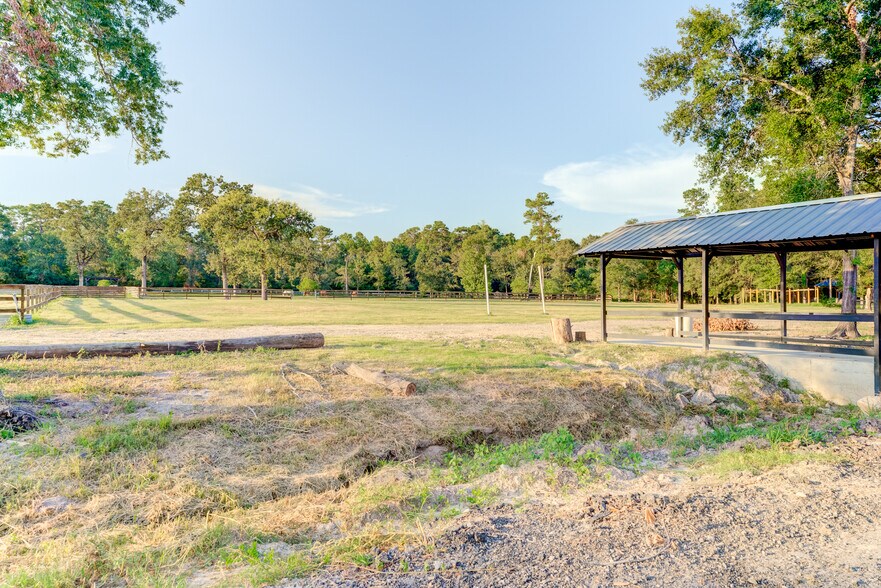 More Photos Of 19323 Belleau Wood Dr, Humble Flex For Sale