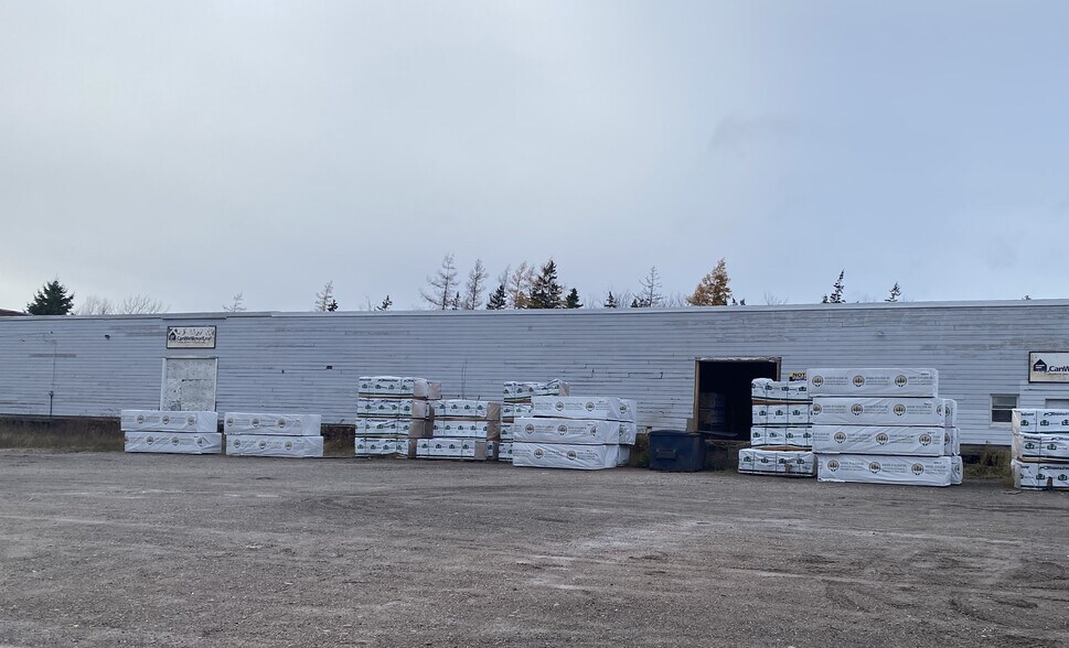 More Photos Of 385 Gulf Cres, Edwardsville Industrial For Lease