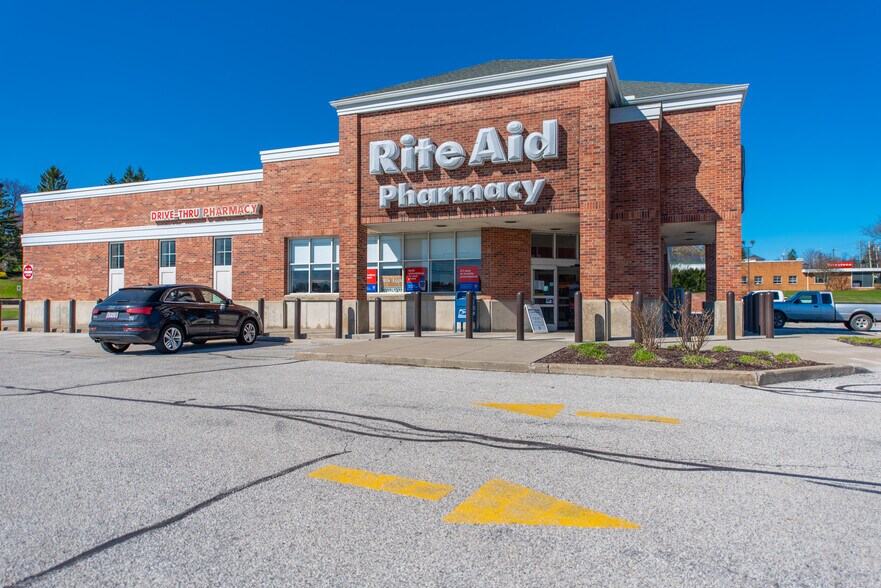 More Photos Of Rite Aid, Chardon Freestanding For Sale