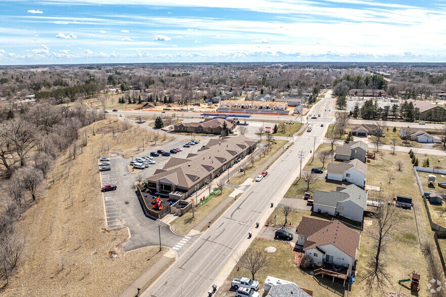 More Photos Of 404-536 Whiskey Rd NW, Isanti Storefront Retail Office For Lease