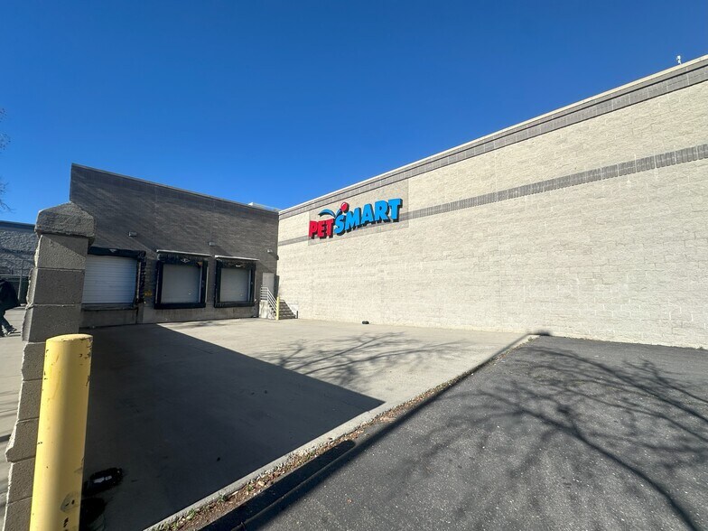 More Photos Of 1101-1291 Sanguinetti Rd, Sonora Unknown For Lease