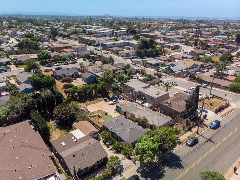 More Photos Of 1426-1434 E 16th St, National City Apartments For Sale