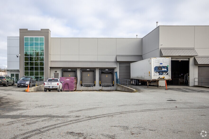 More Photos Of 11400 Twigg Pl, Richmond Warehouse For Sale