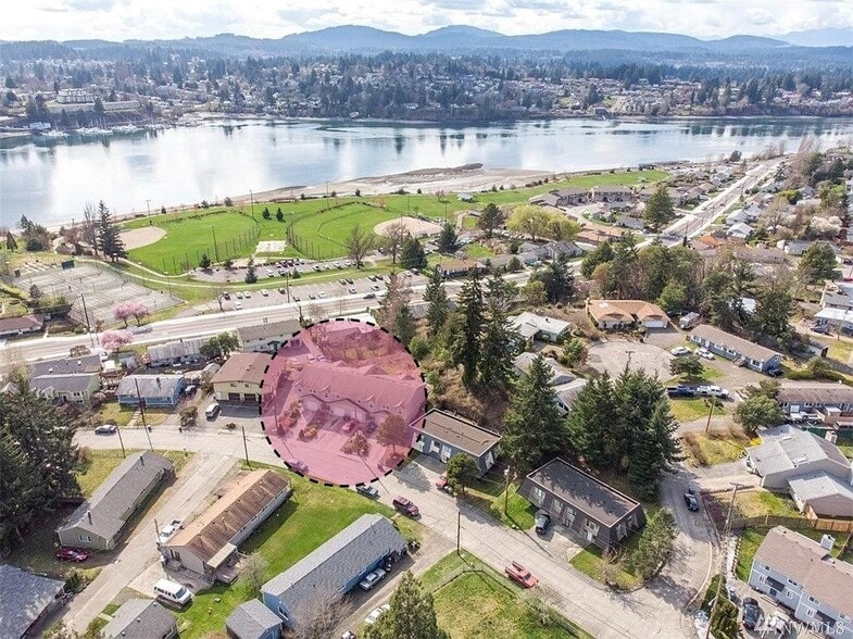 More Photos Of 321 Willow St, Bremerton Apartments For Sale