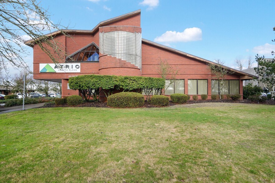 More Photos Of 2965 Ryan Dr SE, Salem Medical For Sale