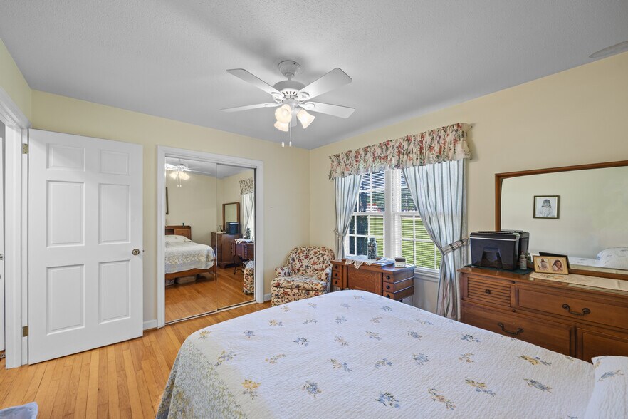 More Photos Of , West Columbia Unknown For Sale