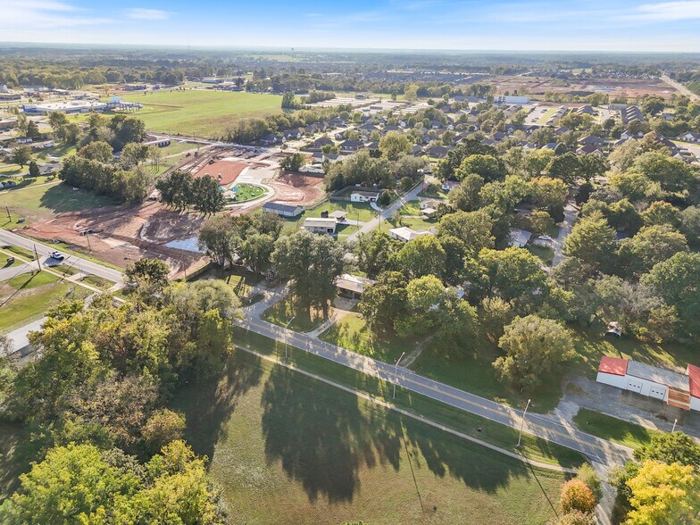 More Photos Of 701 N Curtis Ave, Pea Ridge Land For Sale