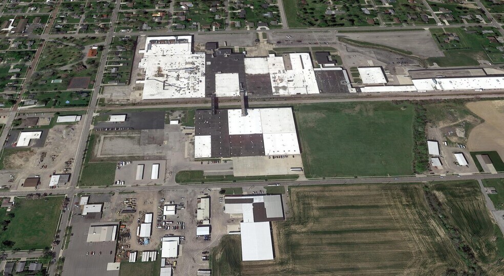 More Photos Of 615 N Agner Rd, Ottawa Manufacturing For Sale