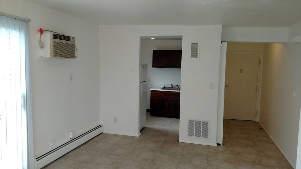 More Photos Of 4467 Lee Rd, Cleveland Apartments For Sale