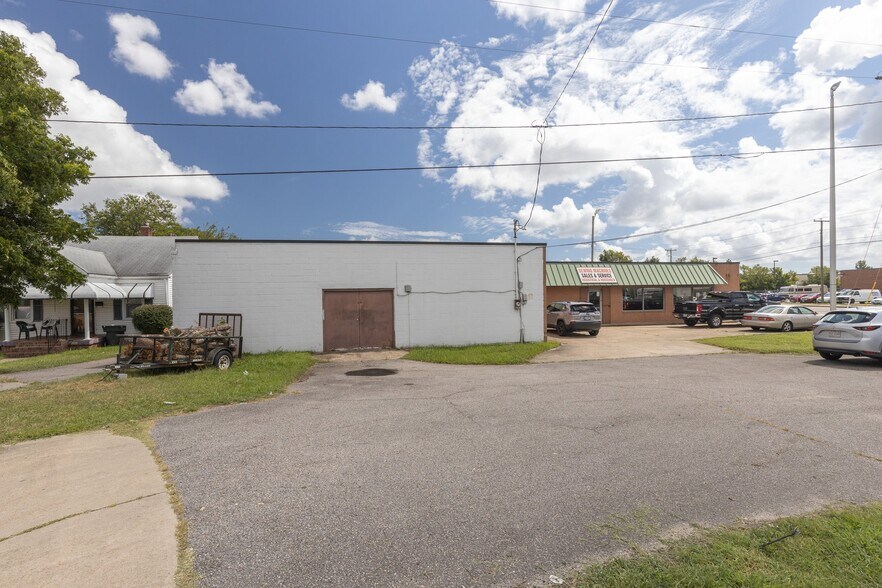 More Photos Of 3378 E Princess Anne Rd, Norfolk Storefront Retail Office For Sale