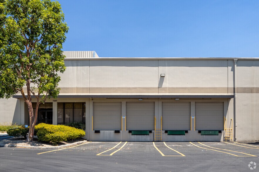 More Photos Of 7361-7471 Doig Dr, Garden Grove Warehouse For Lease