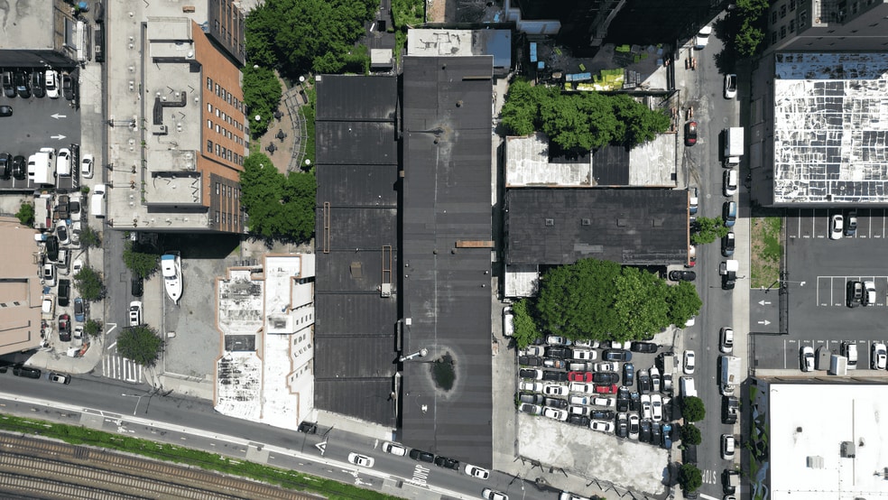 More Photos Of 3400 Park Ave, Bronx Warehouse For Sale