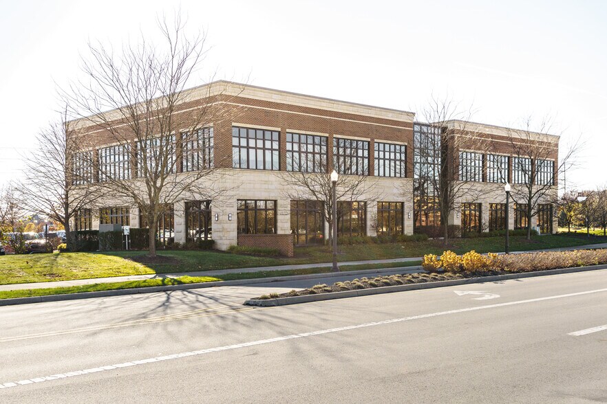Primary Photo Of 560 N Cleveland Ave, Westerville Medical For Sale