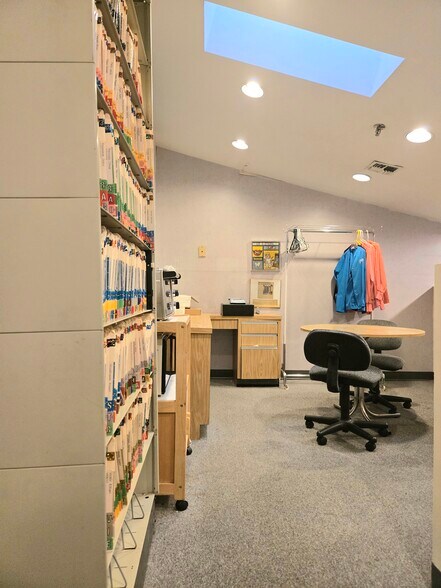 More Photos Of 224 Taylors Mill Rd, Manalapan Township Medical For Sale