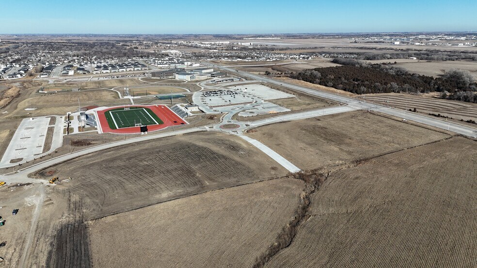 More Photos Of 4801 West Vine St., Lincoln Land For Sale