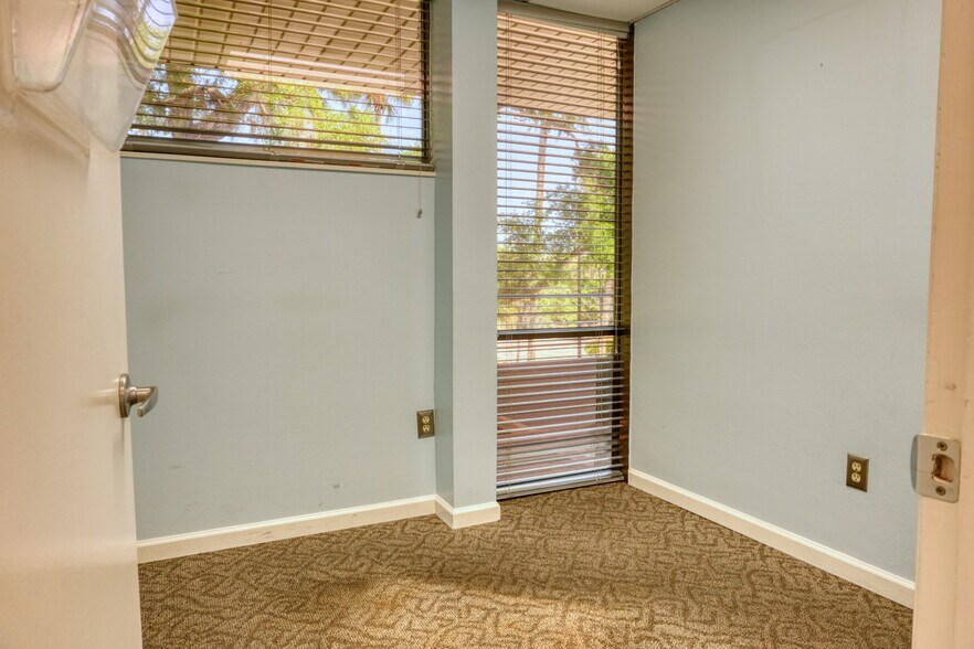 More Photos Of 2477 Stickney Point Rd, Sarasota Medical For Sale