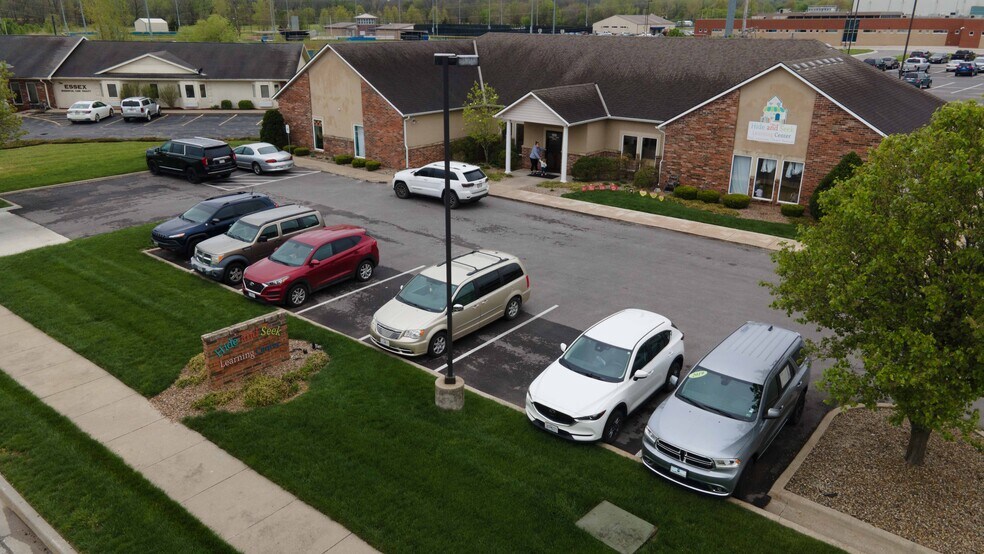 More Photos Of 120 NW Garden St, Grain Valley Office For Sale