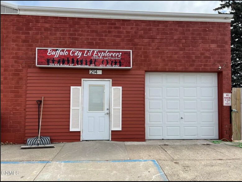 More Photos Of 214 6th Ave NE, Jamestown General Retail For Sale