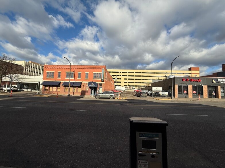 More Photos Of 251-253 7th St W, Saint Paul Storefront Retail Office For Lease