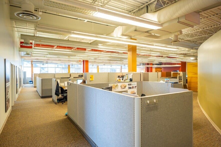 More Photos Of 2221 Schrock Rd, Columbus Office For Sale