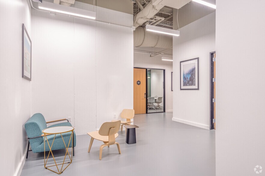 More Photos Of 1201 fannin St, Houston Coworking Space
