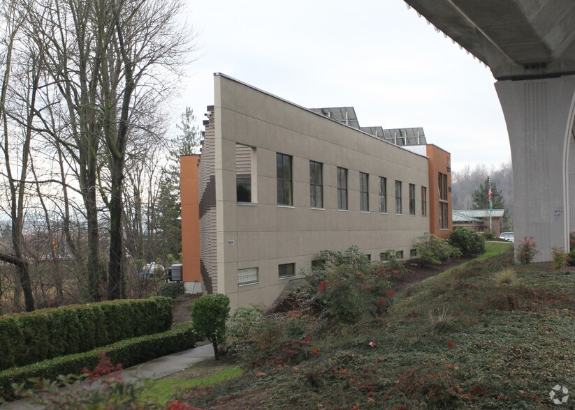More Photos Of 15200 52nd Ave S, Tukwila Office For Lease