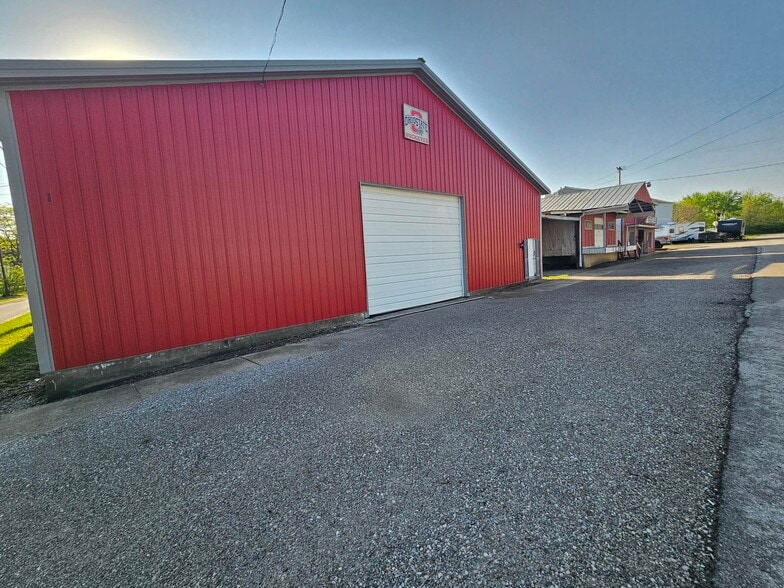 Primary Photo Of 201 S Gay St, Cridersville Warehouse For Lease