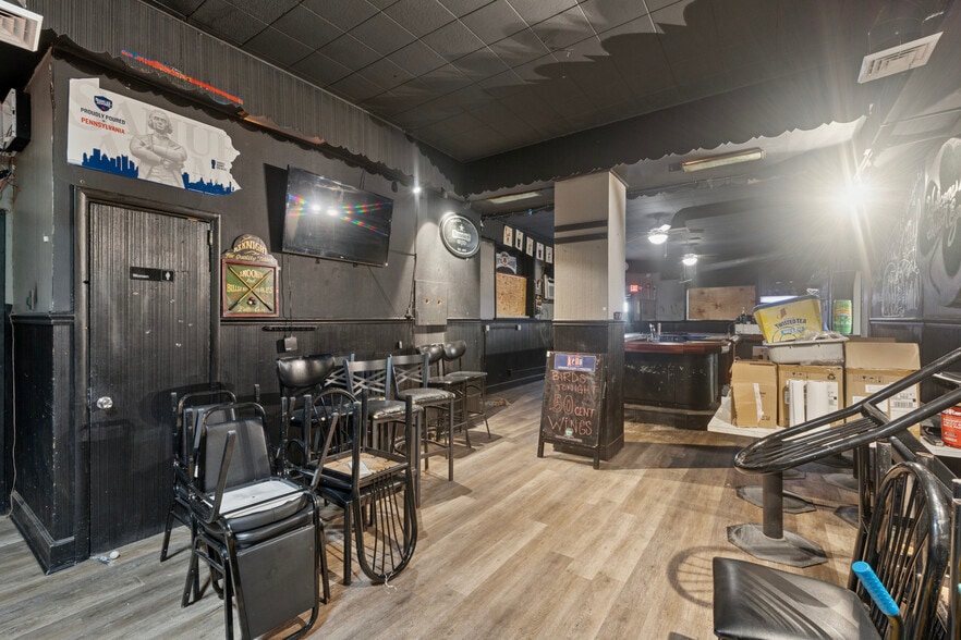 More Photos Of 4742-4744 Richmond St, Philadelphia Restaurant For Lease