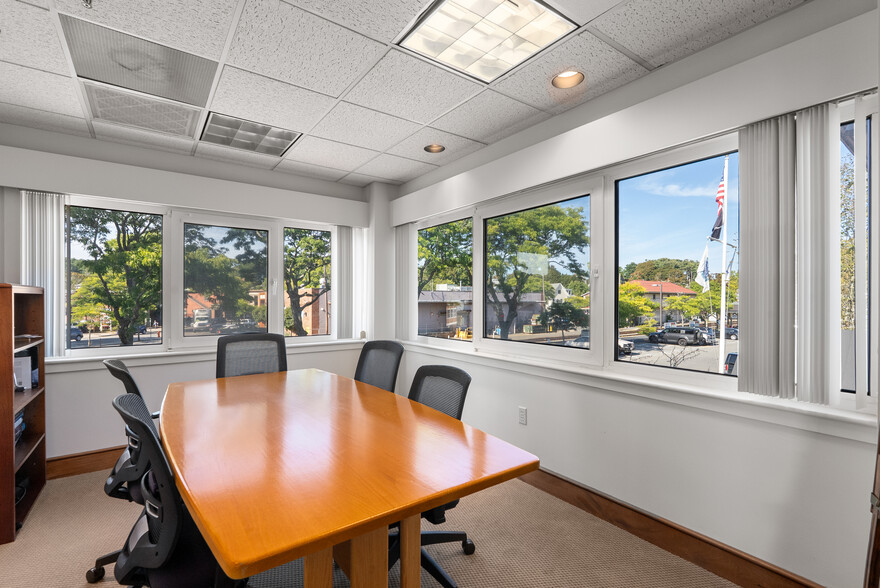 More Photos Of 40 Beach St, Manchester Flex For Sale