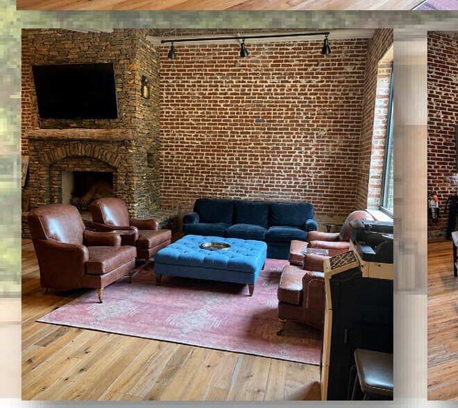 More Photos Of 802 Rozelle St, Memphis Loft Creative Space For Sale
