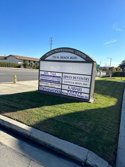 More Photos Of 731 N Beach Blvd, La Habra Medical For Lease