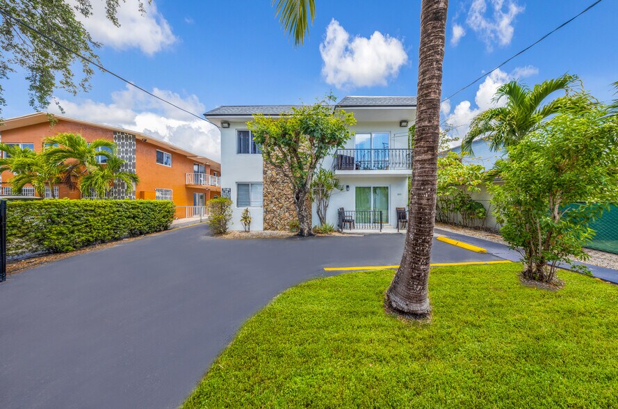 More Photos Of 1021 NW 5th St, Miami Apartments For Sale