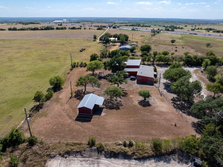 More Photos Of 400 Windy Hill School Rd, Georgetown Flex For Sale