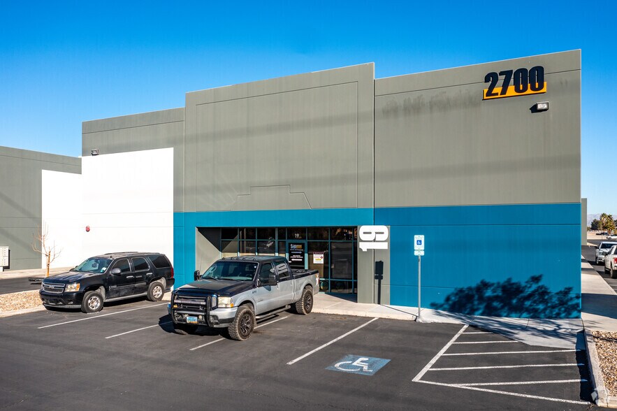 More Photos Of 2700 E Patrick Ln, Las Vegas Unknown For Lease